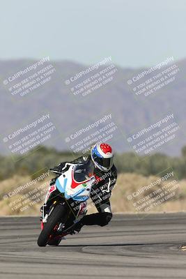 media/Nov-30-2025-TrackXperience (Sun) [[c0061d280f]]/3-Level 1/Session 3 (Turn 16)/